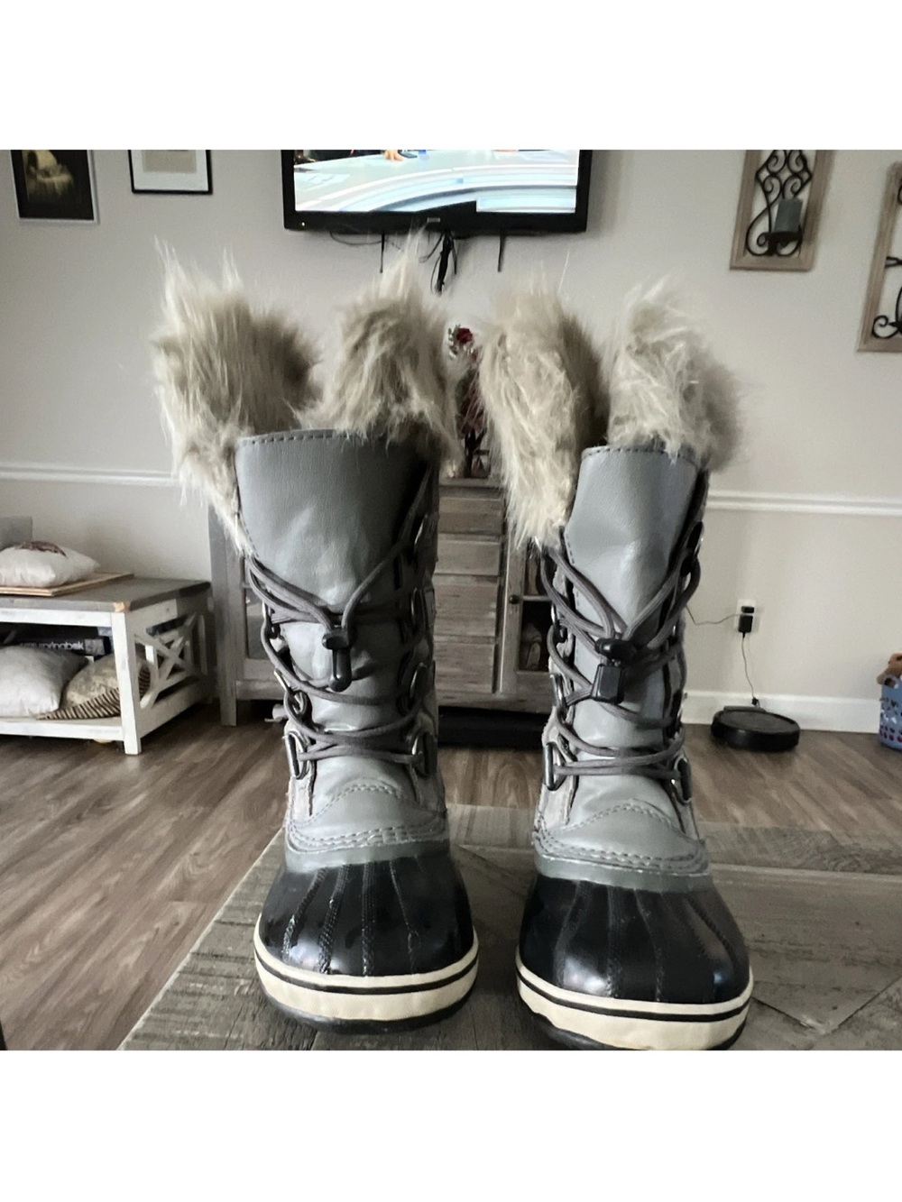 Sorel Gray and Black Faux-Fur Lace-Up Winter Boots